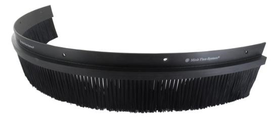 Brush strip for protective hood 